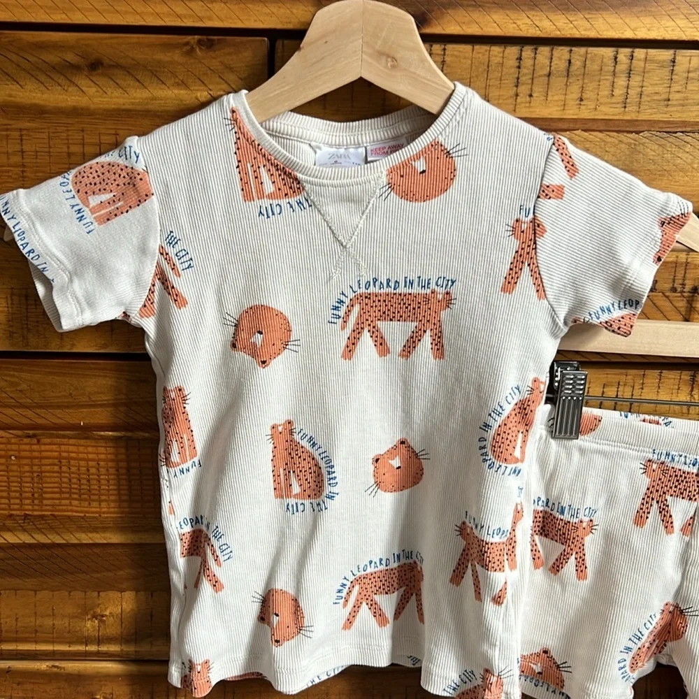 Zara Boys Kids' White and Orange Animal Print Pajama Set